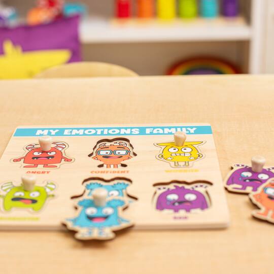 My Emotions Family Peg Puzzle Set